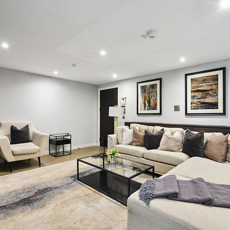 Buckingham Palace Residences By Aeria Apartments London Exterior photo